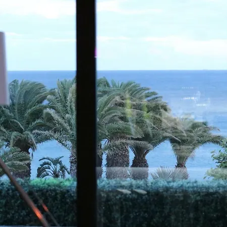 Atlantic Ocean View Апартаменты *